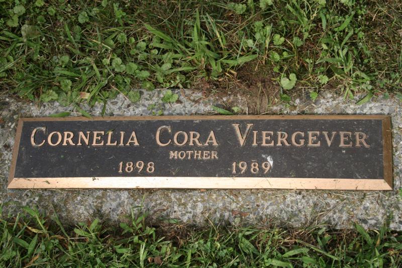 Cornelia Jacoba -Cora- Hendersmark Viergever 1898-1998